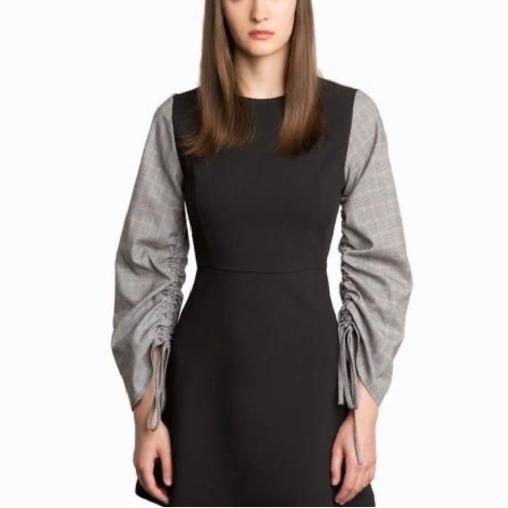 Pixie Market Black Long Sleeve Dress Size XS.
